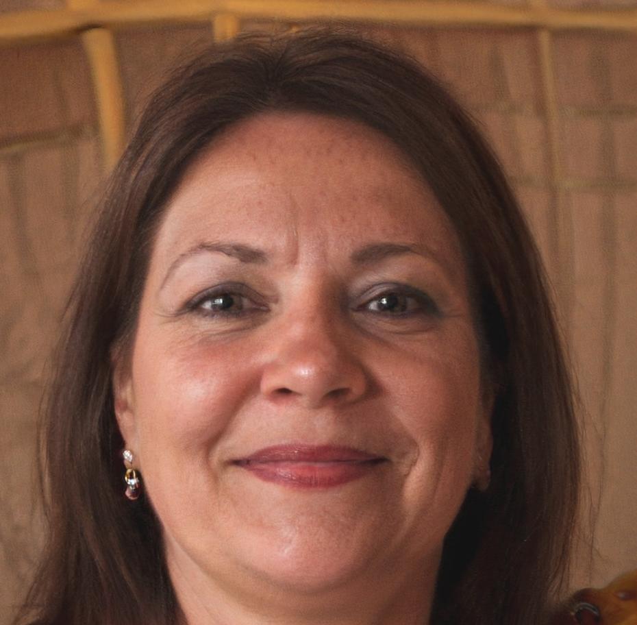 Ana Rodríguez, Especialista en Inversiones
